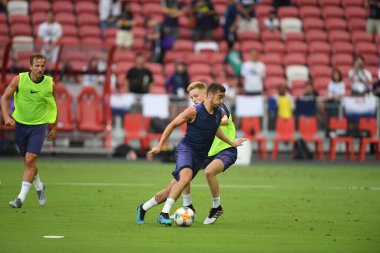 Kallang-singapore-19jul2019-Harry winks player of tottenham hotspur in action during official training before icc2019 at national stadium,singapore