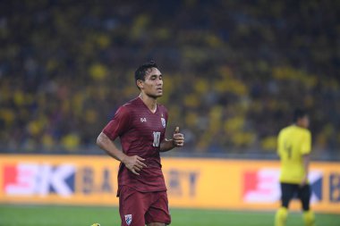 Kuala lumphur-Malezya-14 Kasım 2019: Teerasil Dangda 10 Tayland Oyuncusu FIFA Dünya Kupası Katarı 2022 'de Malezya' ya karşı Bukit Jalil, Malezya