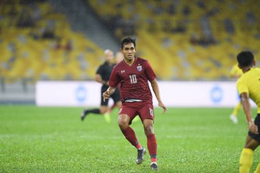 Kuala lumphur-Malezya-14 Kasım 2019: Teerasil Dangda 10 Tayland Oyuncusu FIFA Dünya Kupası Katarı 2022 'de Malezya' ya karşı Bukit Jalil, Malezya