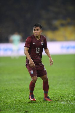 Kuala lumphur-Malezya-14 Kasım 2019: Chanathip Songkasin 18 Tayland Oyuncusu FIFA Dünya Kupası Katarı 2022 'de Malezya' ya karşı Malezya, Malezya 'da oynuyordu