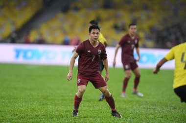Kuala lumphur-Malezya-14Nov2019: Suppachok sarachat # 7 Tayland Oyuncusu # 7 Dünya Kupası Katarı 2022 yılında Malezya 'ya karşı Bukit JaliJl, Malezya