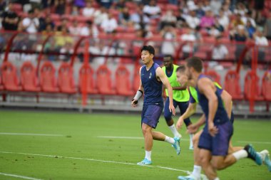 Kallang-singapore-19jul2019-Heung-Min Son player of tottenham hotspur in action during official training before icc2019 at national stadium,singapore