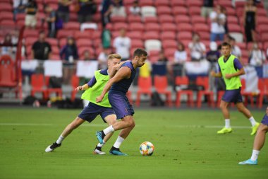 Kallang-singapore-19jul2019-Harry winks player of tottenham hotspur in action during official training before icc2019 at national stadium,singapore