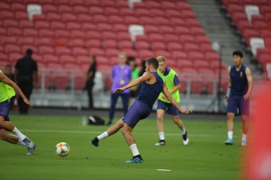 Kallang-singapore-19jul2019-Harry winks player of tottenham hotspur in action during official training before icc2019 at national stadium,singapore