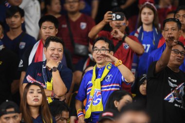 Kuala lumphur-Malezya-14 Kasım 2019: FIFA Dünya Kupası sırasında Malezya 'ya karşı Malezya, Malezya' da düzenlenen 2022 Dünya Kupası 'nda Tayland' ın tanımlanamayan bir taraftarı