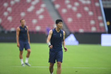 Kallang-singapore-19jul2019-Heung-Min Son player of tottenham hotspur in action during official training before icc2019 at national stadium,singapore