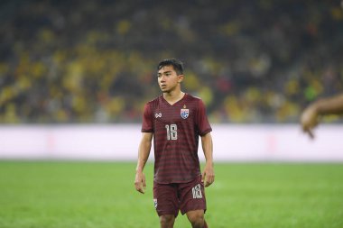 Kuala lumphur-Malezya-14 Kasım 2019: Chanathip Songkasin 18 Tayland Oyuncusu FIFA Dünya Kupası Katarı 2022 'de Malezya' ya karşı Malezya, Malezya 'da oynuyordu