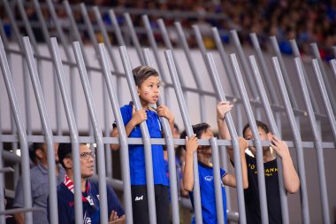 Kuala lumphur-Malezya-14 Kasım 2019: FIFA Dünya Kupası sırasında Malezya 'ya karşı Malezya, Malezya' da düzenlenen 2022 Dünya Kupası 'nda Tayland' ın tanımlanamayan bir taraftarı