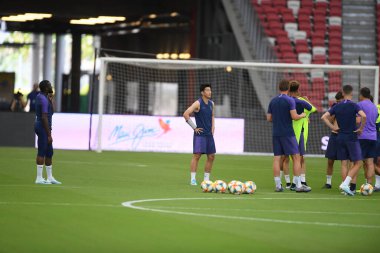 Kallang-singapore-19jul2019-Heung-Min Song player of tottenham hotspur in action during official training before icc2019 at national stadium,singapore