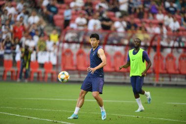 Kallang-singapore-19jul2019-Heung-Min Son player of tottenham hotspur in action during official training before icc2019 at national stadium,singapore