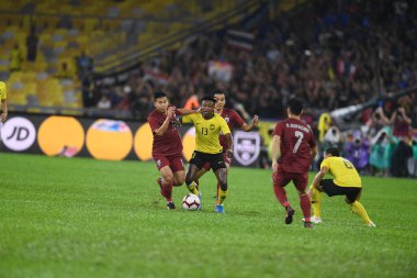 Kuala lumphur-Malezya-14 Kasım 2019: Mohamadou Sumareh 13 Malezya Oyuncusu Fifa Dünya Kupası Katar 2022 'de Malezya' nın Bukit Jalil kentinde oynanan karşılaşmada