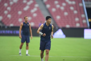 Kallang-singapore-19jul2019-Heung-Min Son player of tottenham hotspur in action during official training before icc2019 at national stadium,singapore