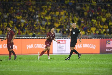 Kuala lumphur-Malezya-14Nov2019: Sarach yooyen # 4 Tayland Oyuncusu FIFA Dünya Kupası Katarı 2022 'de Malezya' ya karşı Bukit Jalil, Malezya