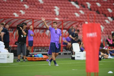 Kallang-singapore-19jul2019-Mauricio Pochettino head coach of tottenham hotspur in action during official training before icc2019 at national stadium,singapore