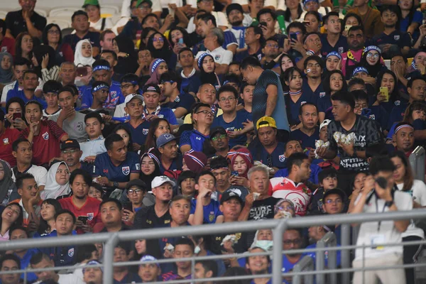 Kuala Lumphur Malaysia Nov 2019 Oidentifierat Fan Thailand Aktion Fotbolls — Stockfoto