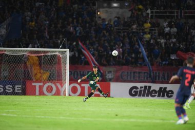 Bangkok-thailand-15 oct 2019:Siwarak tedsungnoun player of thailand in action during fifa world cup qatar 2022 against UAE at thammasart stadium, thailand