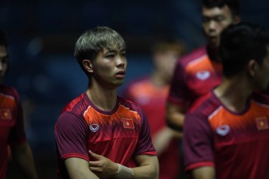 Buriram, Tayland - 3 Haziran 2019: Nguyn Cng Phng # 10 Vietnam oyuncusu turnuvanın King Cup 2019 'u öncesinde Chang Arena, Buriram, Tayland