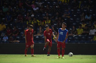 Buriram, Tayland - 8 Haziran 2019: Ha Duc Chinh # 18 Vietnam Futbolcusu Chang Arena, Buriram, Tayland 'da Curacao ile oynanan final maçında