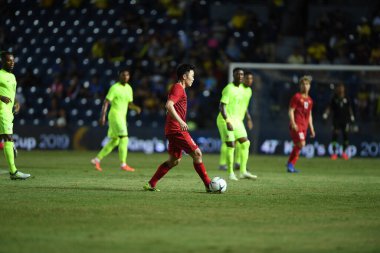 Buriram, Tayland - 8 Haziran 2019: Lng Xun Trng # 6 Vietnam oyuncusu Kings Cup final maçı sırasında Chang Arena, Buriram, Tayland