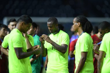 Buriram, Tayland - 8 Haziran 2019: Kings Cup final maçı sonrasında Curacao oyuncuları Chang Arena, Tayland 'da Curacao ile karşılaştı