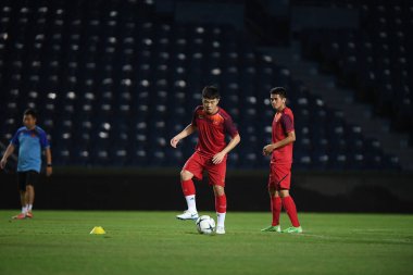 Buriram, Tayland - 3 Haziran 2019: Lng Xun Trng # 6 Vietnam futbolcusu 2019 turnuvası öncesinde Chang Arena, Buriram, Tayland