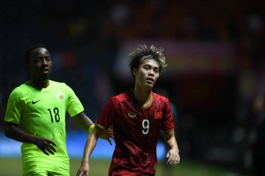 Buriram, Tayland - 8 Haziran 2019: Nguyen Van Toan # 9 Vietnam Oyuncusu Kings Cup final maçı sırasında Chang Arena, Buriram, Tayland