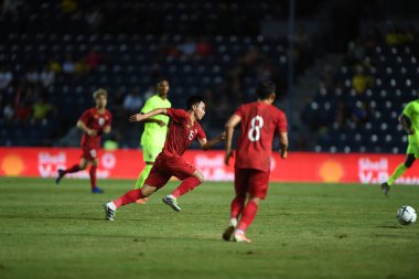Buriram, Tayland - 8 Haziran 2019: Phm c Huy # 15 Vietnam Oyuncusu Kings Cup final maçı sırasında Chang Arena, Buriram, Tayland 'da Curacao' ya karşı