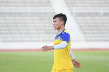 Buriram, Tayland - 6 Ocak 2019: Nguyn Quang 19 numaralı Vietnam oyuncusu Curacao 'ya karşı oynadığı maç öncesinde, Buriram, Tayland