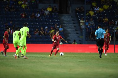 Buriram, Tayland - 8 Haziran 2019: Nguyn Quang Hi # 19 Kings Cup final karşılaşmasında Curacao 'ya karşı Chang Arena, Buriram, Tayland