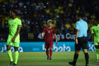 Buriram, Tayland - 8 Haziran. 2019: Nguyn Cng Phng # 10 Vietnam Oyuncusu Kings Cup final maçı sırasında Chang Arena, Buriram, Tayland 'da Curacao' ya karşı