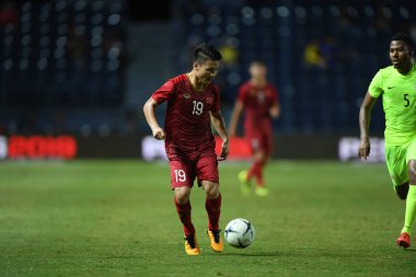 Buriram, Tayland - 8 Haziran 2019: Nguyn Quang Hi # 19 Kings Cup final karşılaşmasında Curacao 'ya karşı Chang Arena, Buriram, Tayland