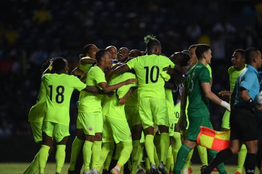 Buriram, Tayland - 8 Haziran 2019: Kings Cup final maçından sonra şampiyonluğu kutlayan Curacao oyuncuları Chang Arena, Buriram, Tayland