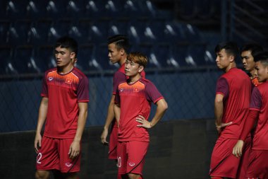 Buriram, Tayland - 3 Haziran 2019: Chang arena, Buriram, Tayland 'daki King Cup 2019 turnuvası öncesinde Vietnam' ın tanımlanamayan oyuncusu