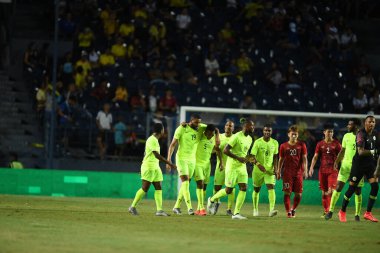 Buriram, Tayland - 8 Haziran 2019: Curacao oyuncuları Chang Arena, Buriram, Tayland 'da oynanan Kings Cup final maçında gol atmayı kutluyorlar