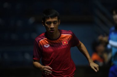 Buriram, Tayland - 3 Haziran 2019: Chang arena, Buriram, Tayland 'daki King Cup 2019 turnuvası öncesinde Vietnam' ın tanımlanamayan oyuncusu
