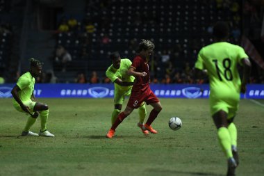 Buriram, Tayland - 8 Haziran 2019: Nguyen Van Toan # 9 Vietnam Oyuncusu Kings Cup final maçı sırasında Chang Arena, Buriram, Tayland