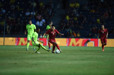 Buriram, Tayland - 8 Haziran 2019: Phm c Huy # 15 Vietnam Oyuncusu Kings Cup final maçı sırasında Chang Arena, Buriram, Tayland 'da Curacao' ya karşı