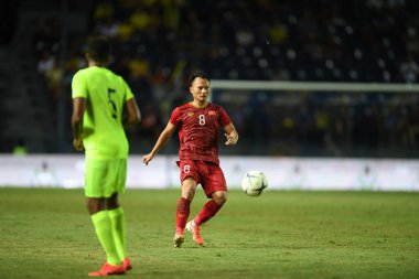 Buriram, Tayland - 8 Haziran 2019: Nguyn Trng Hong # 8 Vietnam Oyuncusu Kings Cup final maçı sırasında Chang Arena, Buriram, Tayland