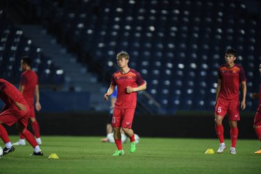 Buriram, Tayland - 3 Haziran 2019: Nguyn Cng Phng # 10 Vietnam oyuncusu turnuvanın King Cup 2019 'u öncesinde Chang Arena, Buriram, Tayland