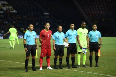 Buriram, Tayland - 8 Haziran 2019: Kings Cup final maçı sırasında Buriram, Tayland 'da Curacao' ya karşı oynayan Vietnam oyuncusu