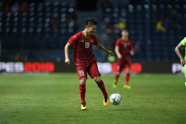 Buriram, Tayland - 8 Haziran 2019: Nguyn Quang Hi # 19 Kings Cup final karşılaşmasında Curacao 'ya karşı Chang Arena, Buriram, Tayland