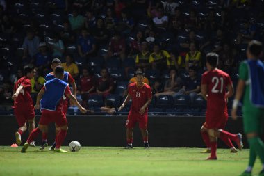 Buriram, Tayland - 8 Haziran 2019: Ha Duc Chinh # 18 Vietnam Futbolcusu Chang Arena, Buriram, Tayland 'da Curacao ile oynanan final maçında