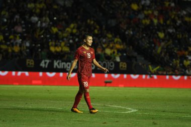 Buriram, Tayland - 8 Haziran 2019: Nguyn Quang Hi # 19 Kings Cup final karşılaşmasında Curacao 'ya karşı Chang Arena, Buriram, Tayland