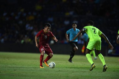 Buriram, Tayland - 8 Haziran 2019: Nguyn Quang Hi # 19 Kings Cup final karşılaşmasında Curacao 'ya karşı Chang Arena, Buriram, Tayland