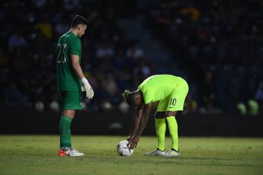 Buriram, Tayland - 8 Haziran 2019: Leandro Jones Johan Bacuna # 10 Curacao Oyuncusu Kings Cup final maçı sırasında Chang Arena, Buriram, Tayland
