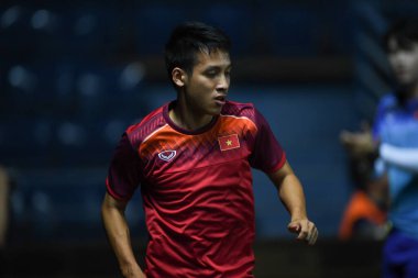 Buriram, Tayland - 3 Haziran 2019: Chang arena, Buriram, Tayland 'daki King Cup 2019 turnuvası öncesinde Vietnam' ın tanımlanamayan oyuncusu