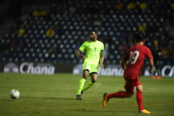 Buriram, Tayland - 8 Haziran 2019: Rhu-Endly Aurelio Jean-Carlo Martina # 2 Curacao oyuncusu Kings Cup final maçı sırasında Chang Arena, Buriram, Tayland