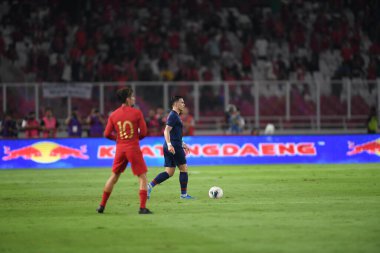 Jakarta, Endonezya - 10 Eylül 2019: Tristan Do # 19 Tayland Oyuncusu 2020 Dünya Kupası elemeleri sırasında Endonezya 0-3 Tayland maçı sırasında Gelora Bung Karno Stadyumu, Endonezya