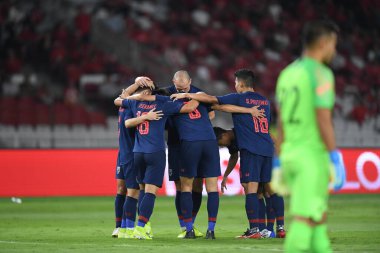 Cakarta, Endonezya - Sep 10, 2019: Dünya Kupası elemeleri sırasında Endonezya 'nın Gelora Bung Karno Stadyumu' nda oynanan Dünya Kupası eleme maçında gol atan oyuncular