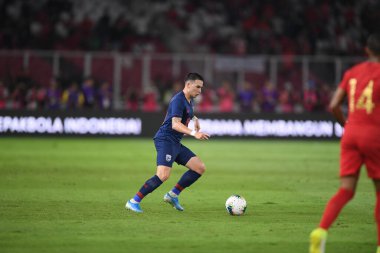 Jakarta, Endonezya - 10 Eylül 2019: Tristan Do # 19 Tayland Oyuncusu 2020 Dünya Kupası elemeleri sırasında Endonezya 0-3 Tayland maçı sırasında Gelora Bung Karno Stadyumu, Endonezya
